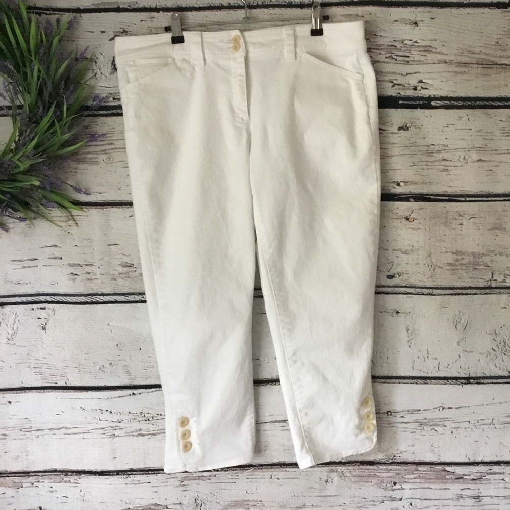 Emma James white stretch denim capri pants size 12